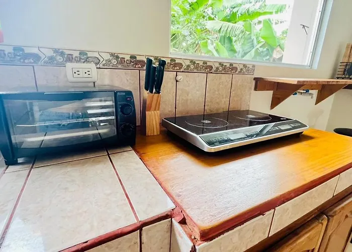 Cozy Coworking Casa Alma Near Arenal, 2 Bedroom 1 Office, Fiber Optic, Pet Friendly Сasa de vacaciones *